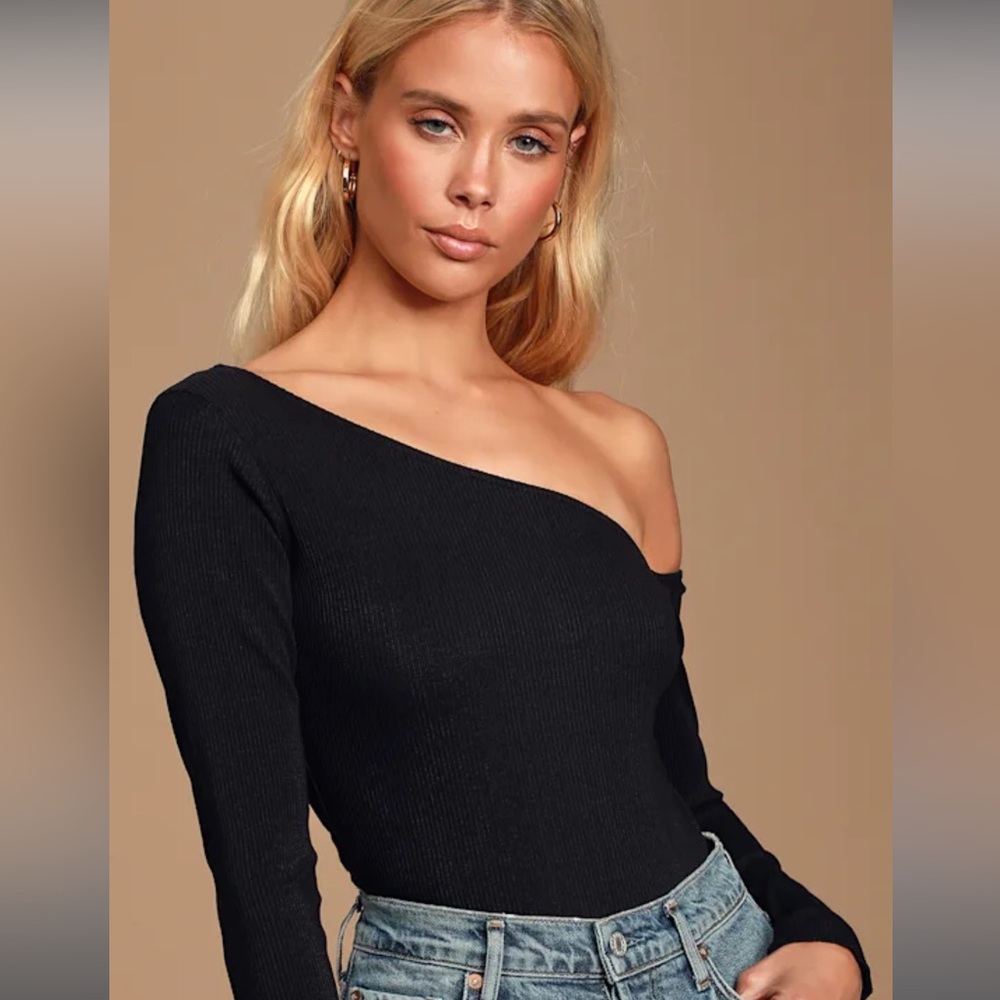 Ellorie Black Ribbed Long Sleeve One-Shoulder Bodysuit- Sz s - Picture 5 of 6
